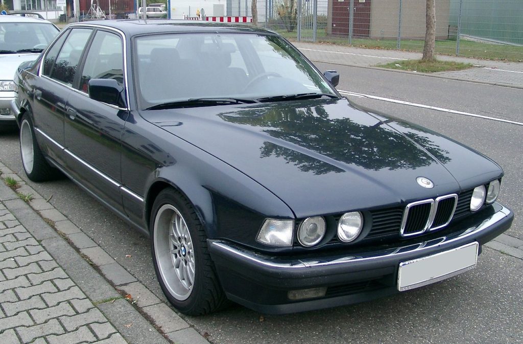 BMW E32 фото