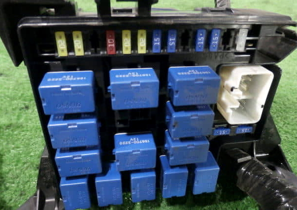 Блок запобіжників типу 3